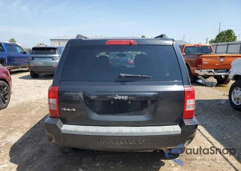 2008 Jeep Patriot Sport z USA, uszkodzony, nr VIN 1J8FF28WX8D744053